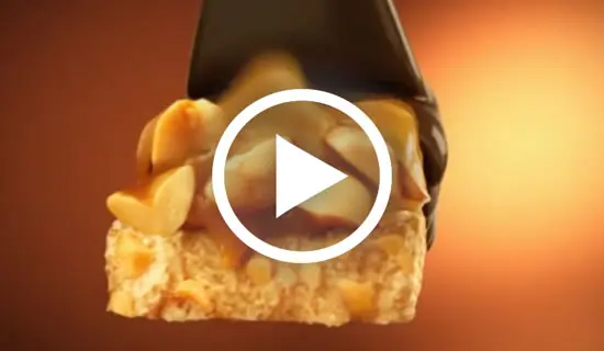 sprecher werbung snickers